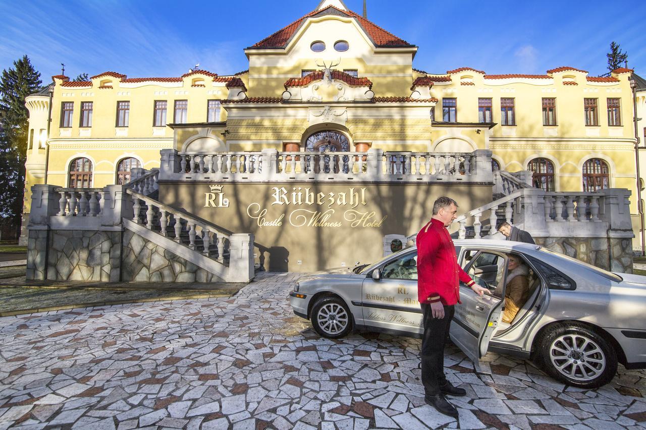 Rubezahl-Marienbad Luxury Historical Castle Hotel & Golf-Castle Hotel Collection Marianske Lazne Exterior foto
