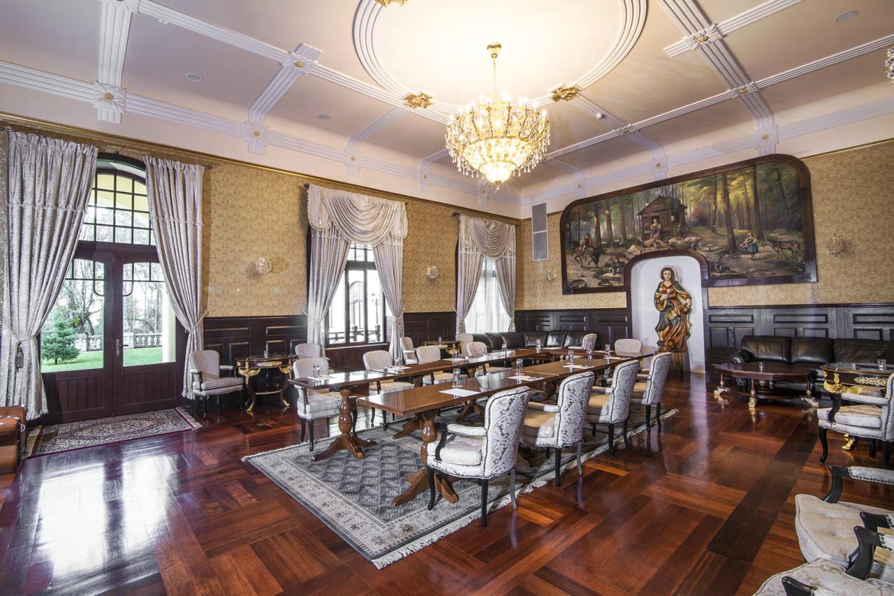 Rubezahl-Marienbad Luxury Historical Castle Hotel & Golf-Castle Hotel Collection Marianske Lazne Exterior foto