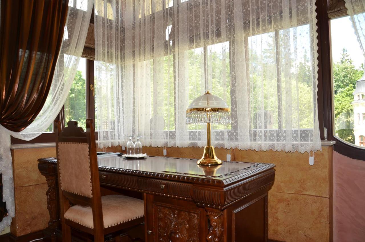 Rubezahl-Marienbad Luxury Historical Castle Hotel & Golf-Castle Hotel Collection Marianske Lazne Exterior foto